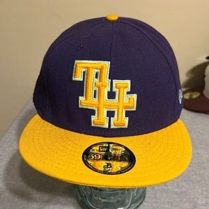 The Hundreds “Lakers” Fitted - Size 8